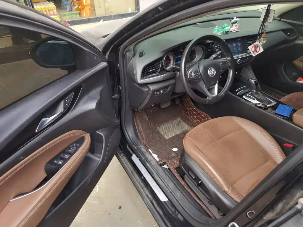 Buick Regal — миниатюра 17