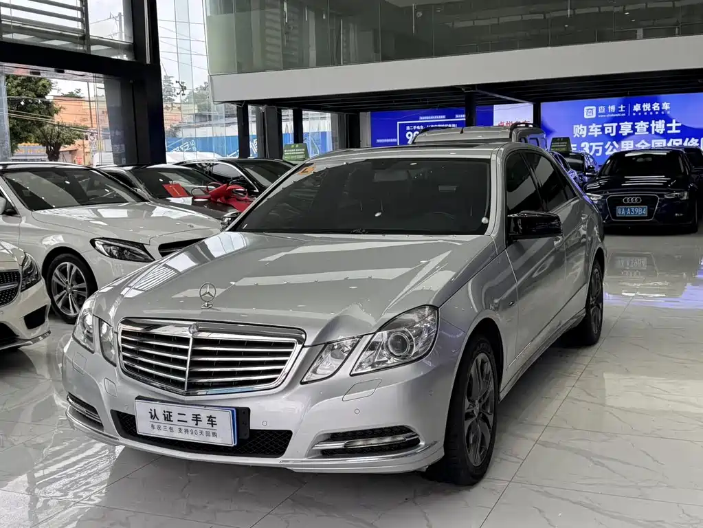 Mercedes-Benz E-Class (Import) 2010