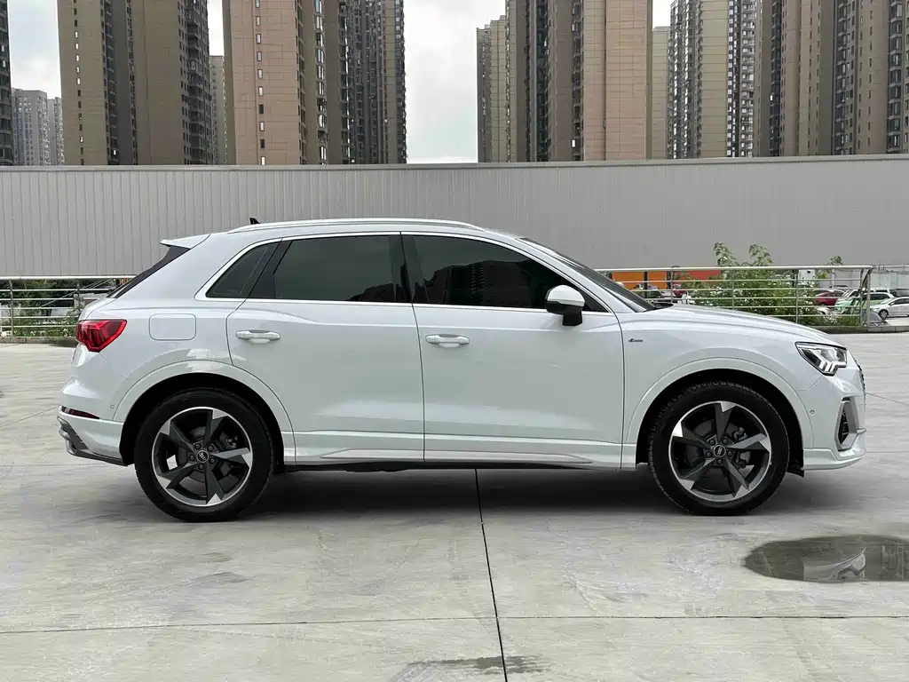 Audi Q3 2022 35 TFSI Fashion