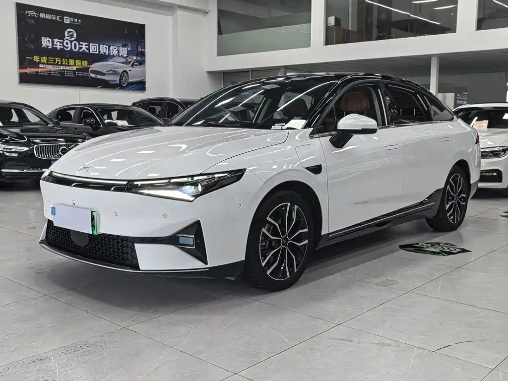 XPeng P5 2022
