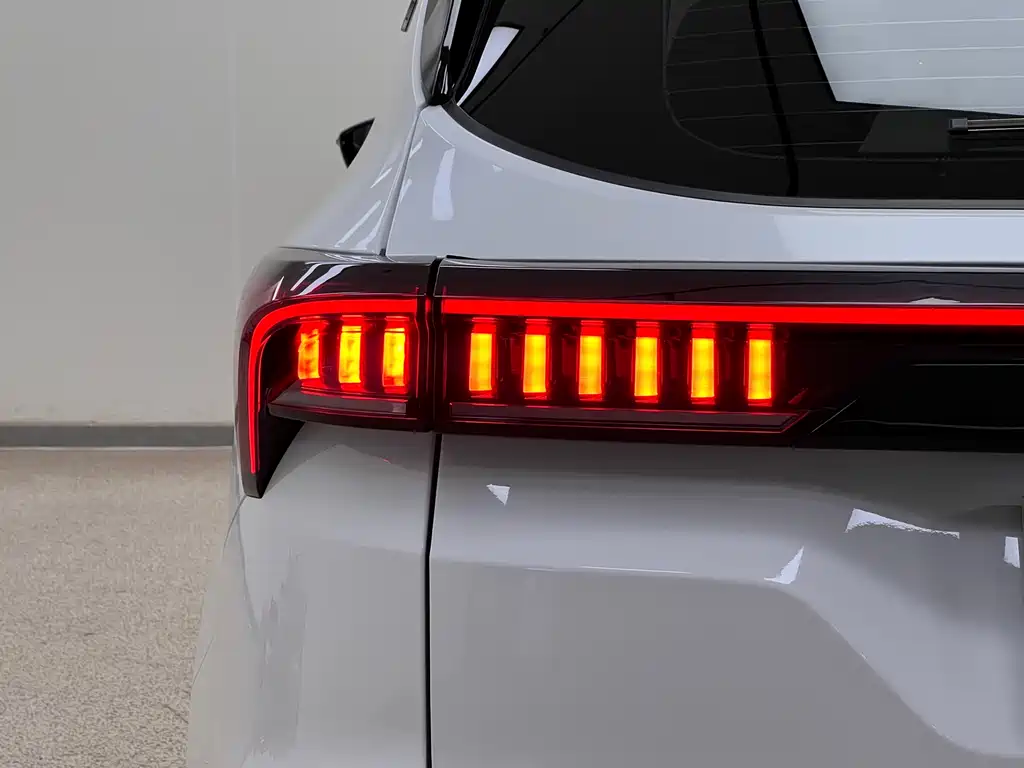 Jetour X70 C-DM — миниатюра 11