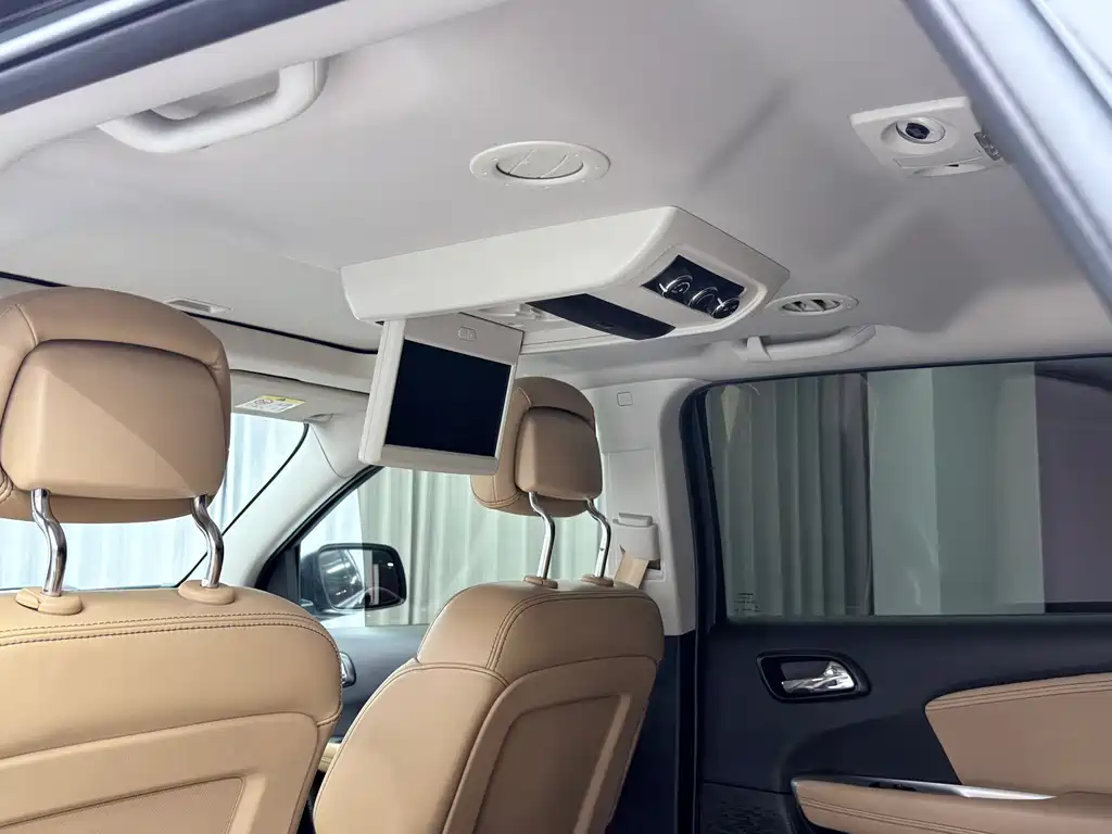 Dodge Journey — миниатюра 16