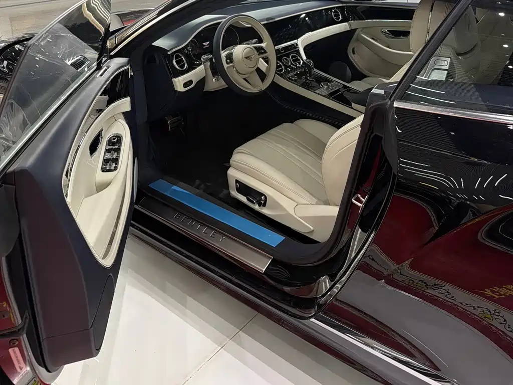 Bentley Continental PHEV — миниатюра 7