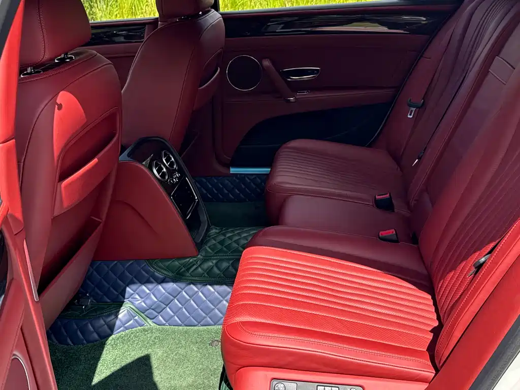 Bentley Flying Spur — фотографии объявления, Фото 11