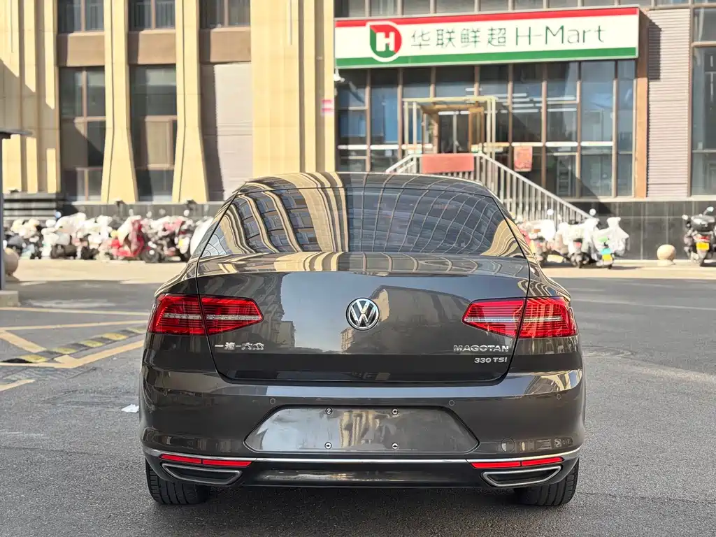 Volkswagen Magotan 2017 330TSI DSG Luxury