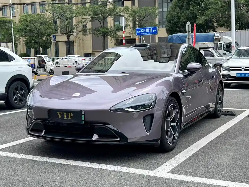 Xiaomi SU7 2025