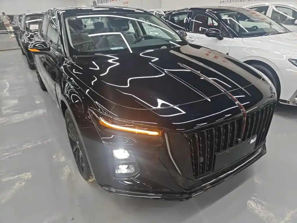 Hongqi H5 2025 2.0T AT