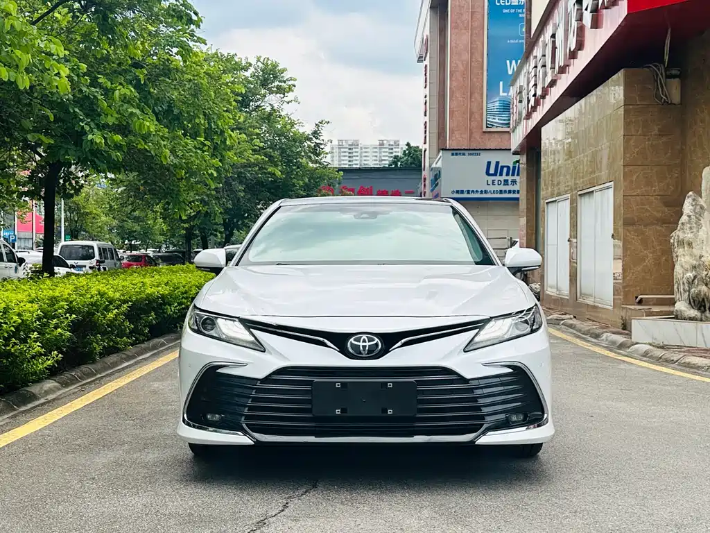 Toyota Camry 2021 2.5G Luxury