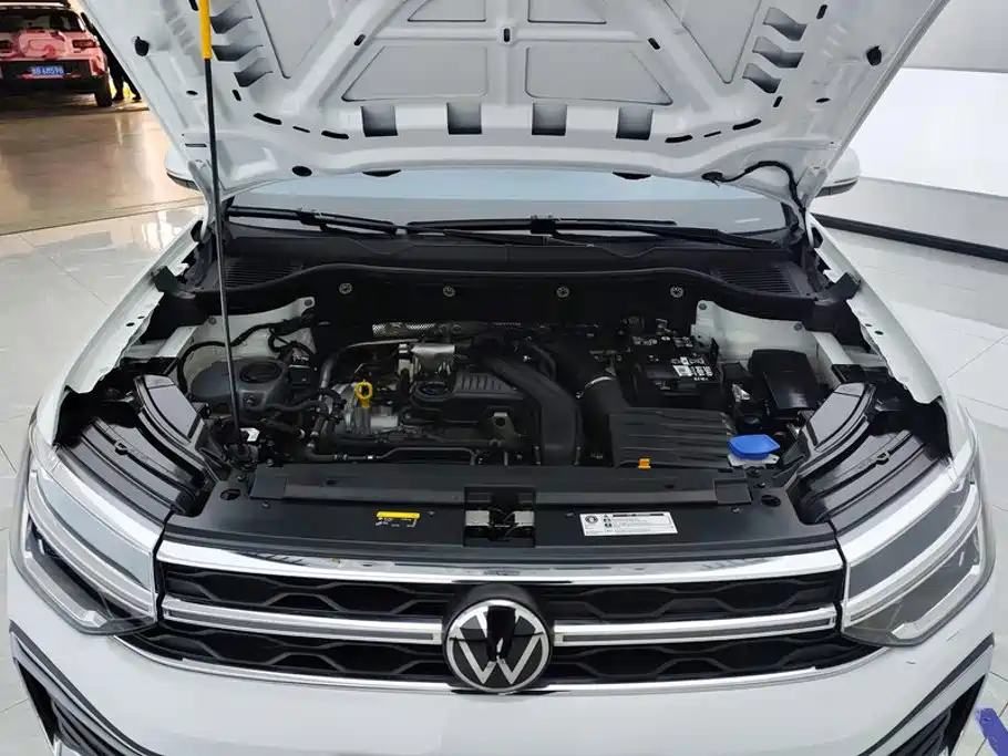 Volkswagen Tharu — миниатюра 10