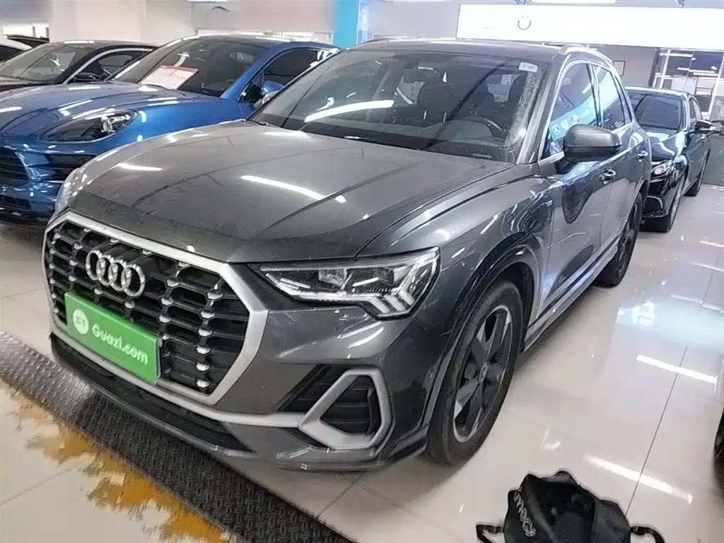 Audi Q3 2021
