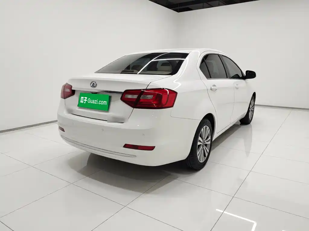 Great Wall Great Wall C30 — миниатюра 6