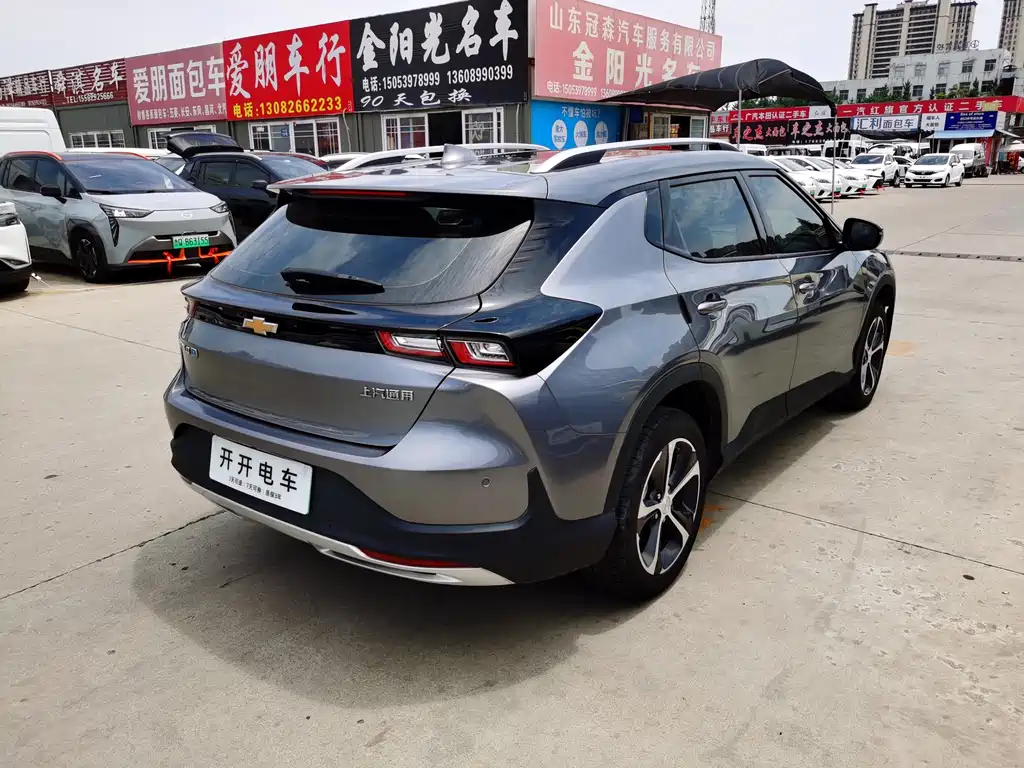 Chevrolet Menlo — миниатюра 7
