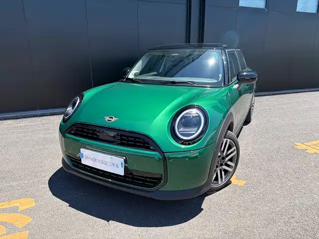 MINI Hatch — фото 1