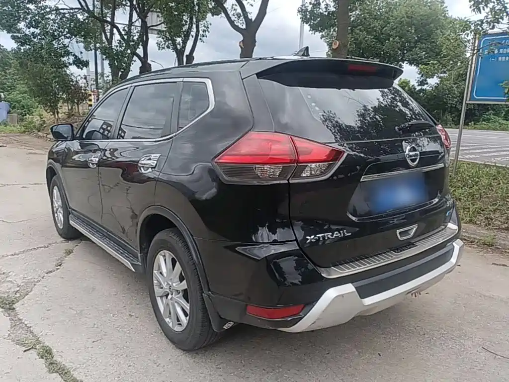 Nissan X-Trail 2017 2.0L CVT Comfort 2WD