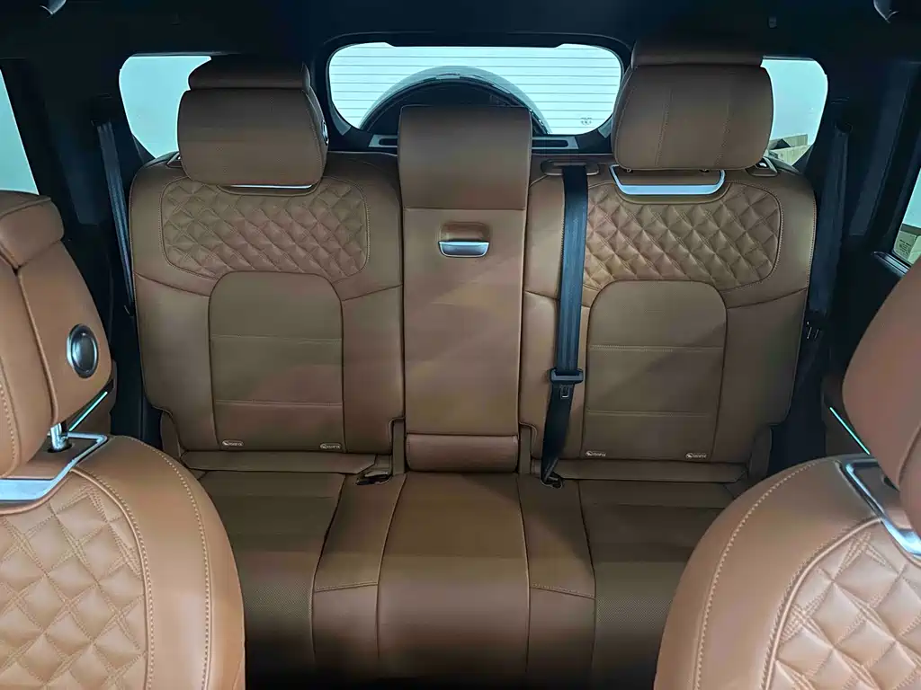 TANK TANK 700 NEW ENERGY