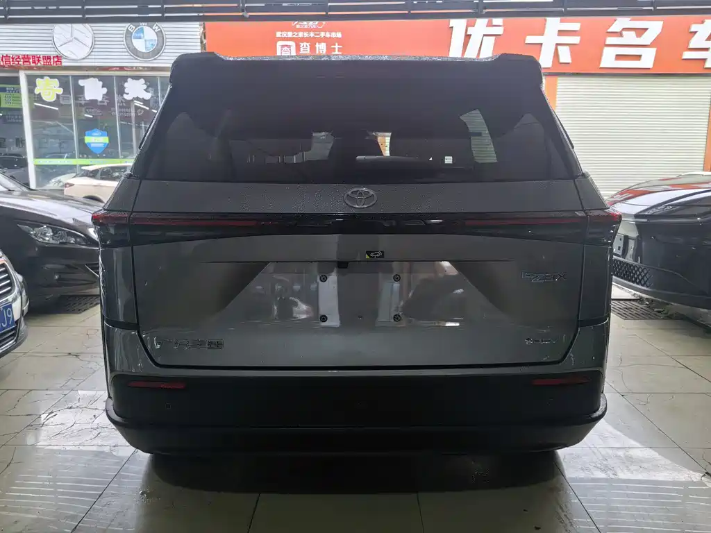 Toyota bZ3X — миниатюра 12