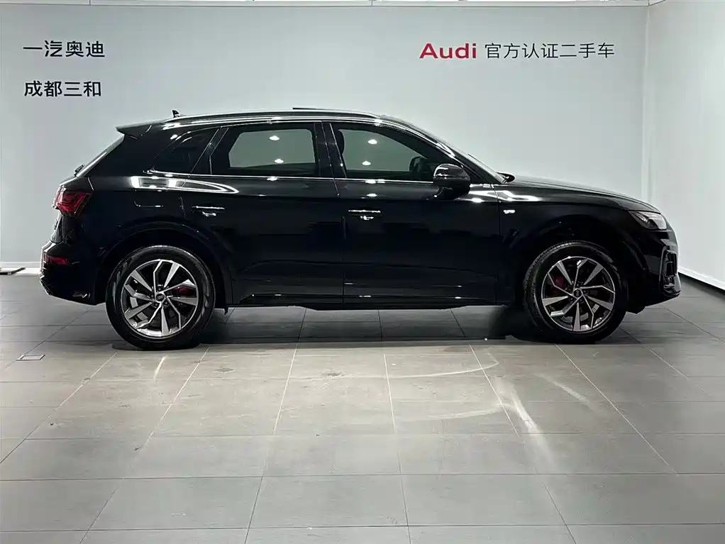 Audi Q5L 2024 40 TFSI Luxury