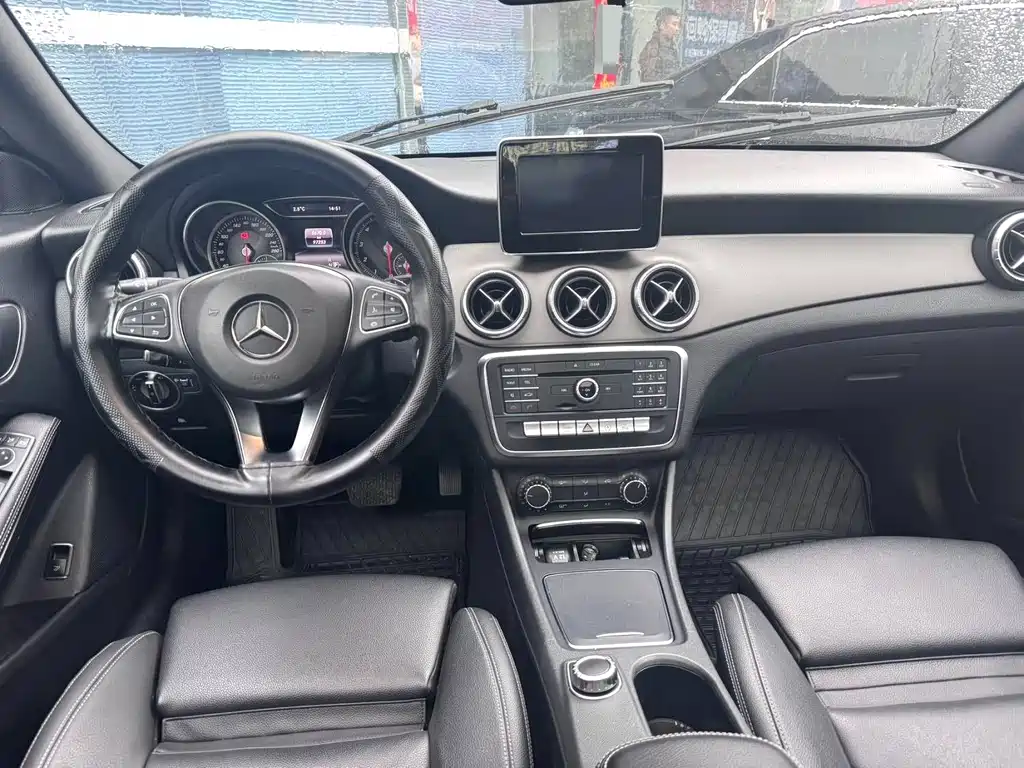 Mercedes-Benz CLA 2016 CLA 200
