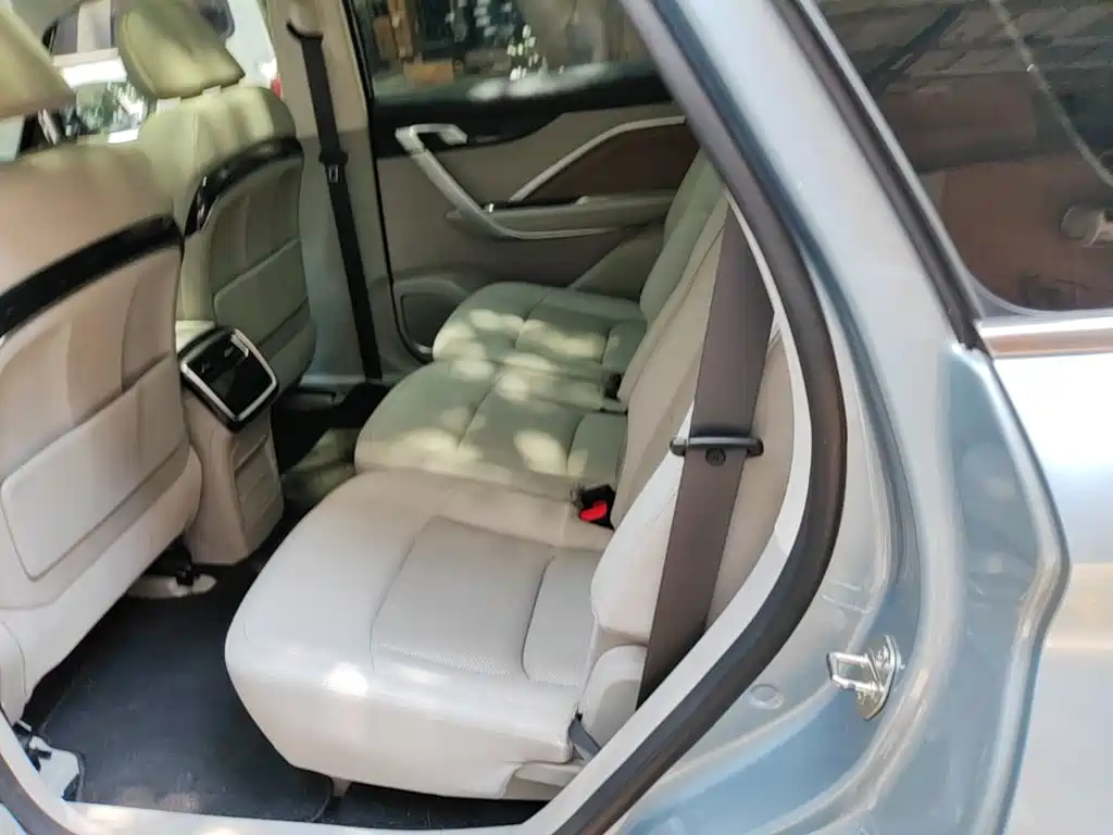 Geely Jia Ji New Energy — миниатюра 17