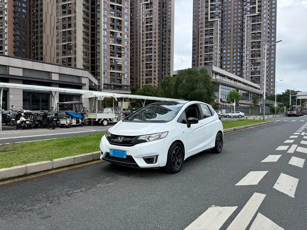 Honda Fit 2015