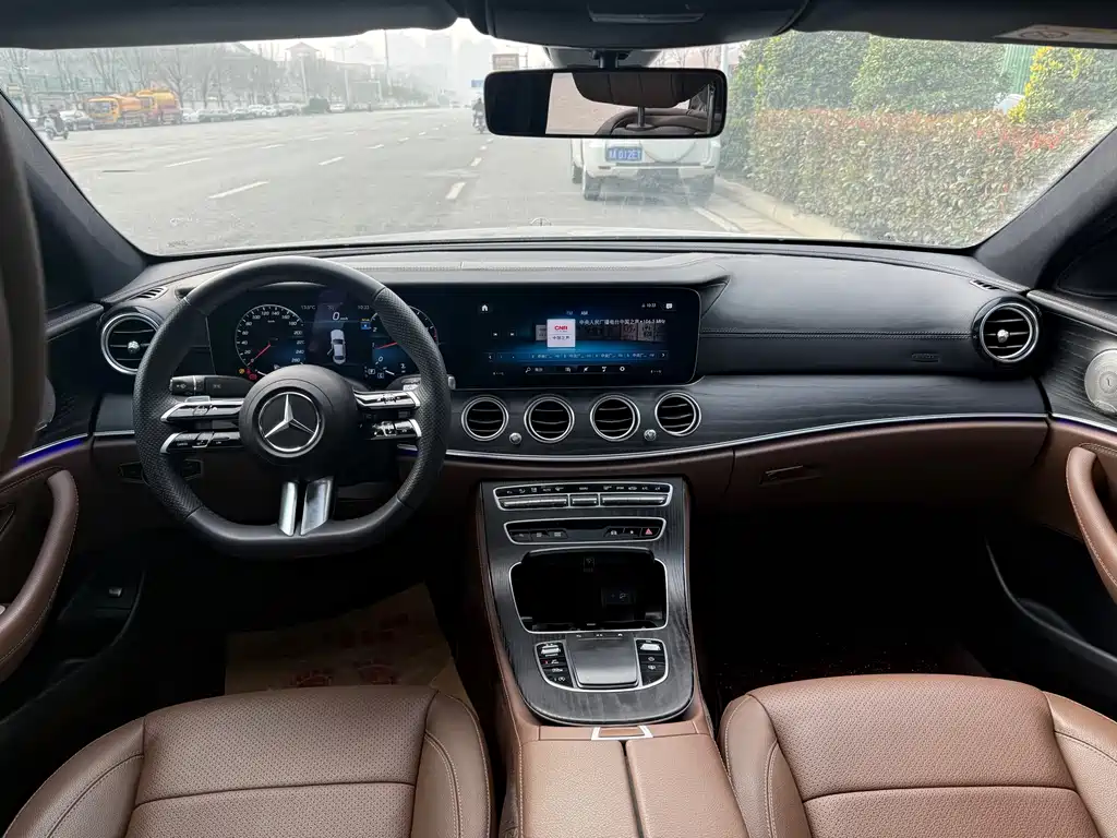 Mercedes-Benz E-Class E 2023 E 300 L Luxury