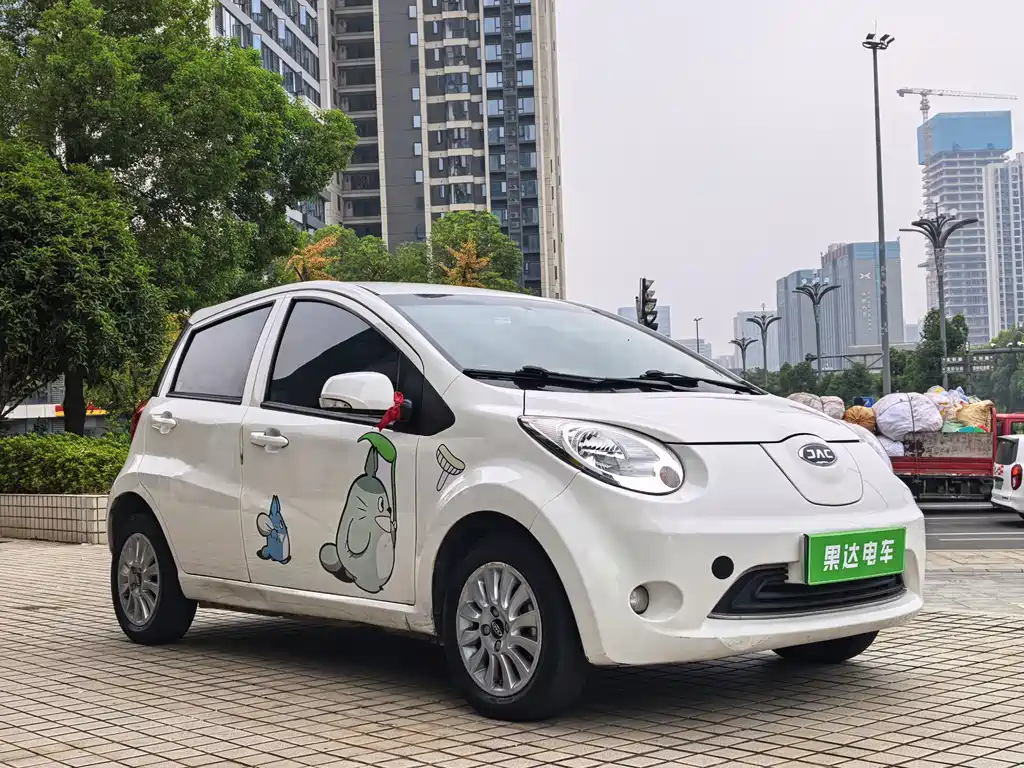 JAC JAC iEV6E — миниатюра 3