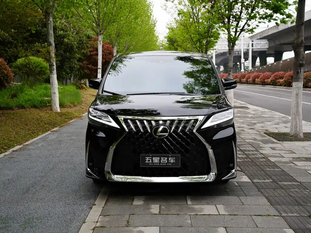 Toyota Vellfire 2023 2.5L HV Luxury