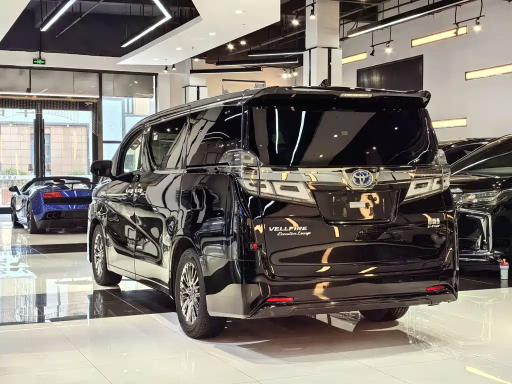 Toyota Vellfire 2020 2.5L HV Luxury