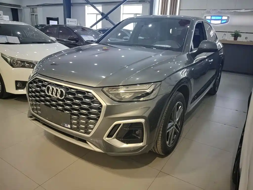 Audi Q5L Sportback — миниатюра 2