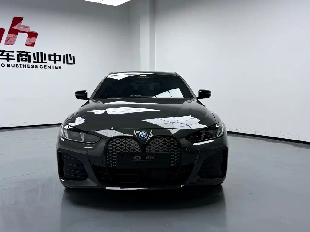 BMW i4 — миниатюра 3