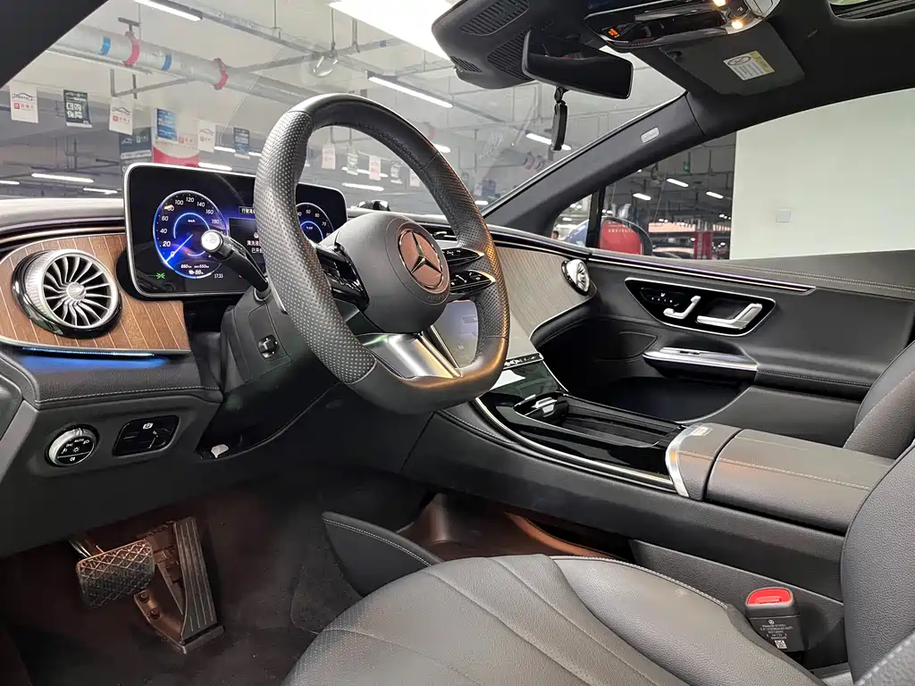 Mercedes-Benz EQE 2022 350 Luxury