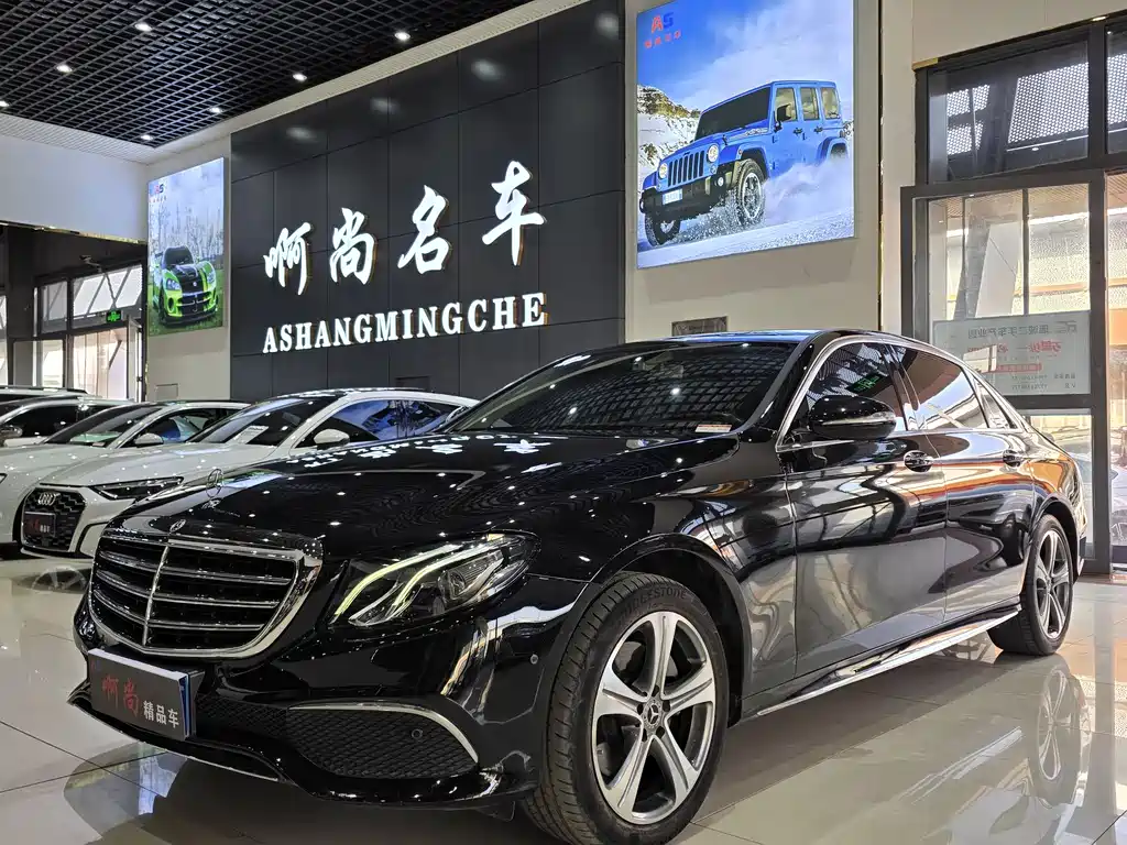 MERCEDES-BENZ E CLASS