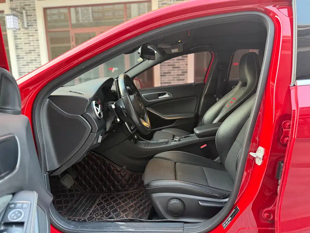 MERCEDES-BENZ A CLASS