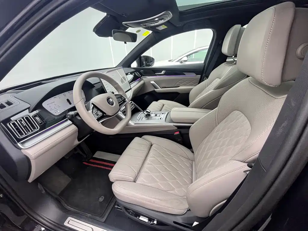 BYD Tang 2025 Smart Drive DM-i 115KM Flagship