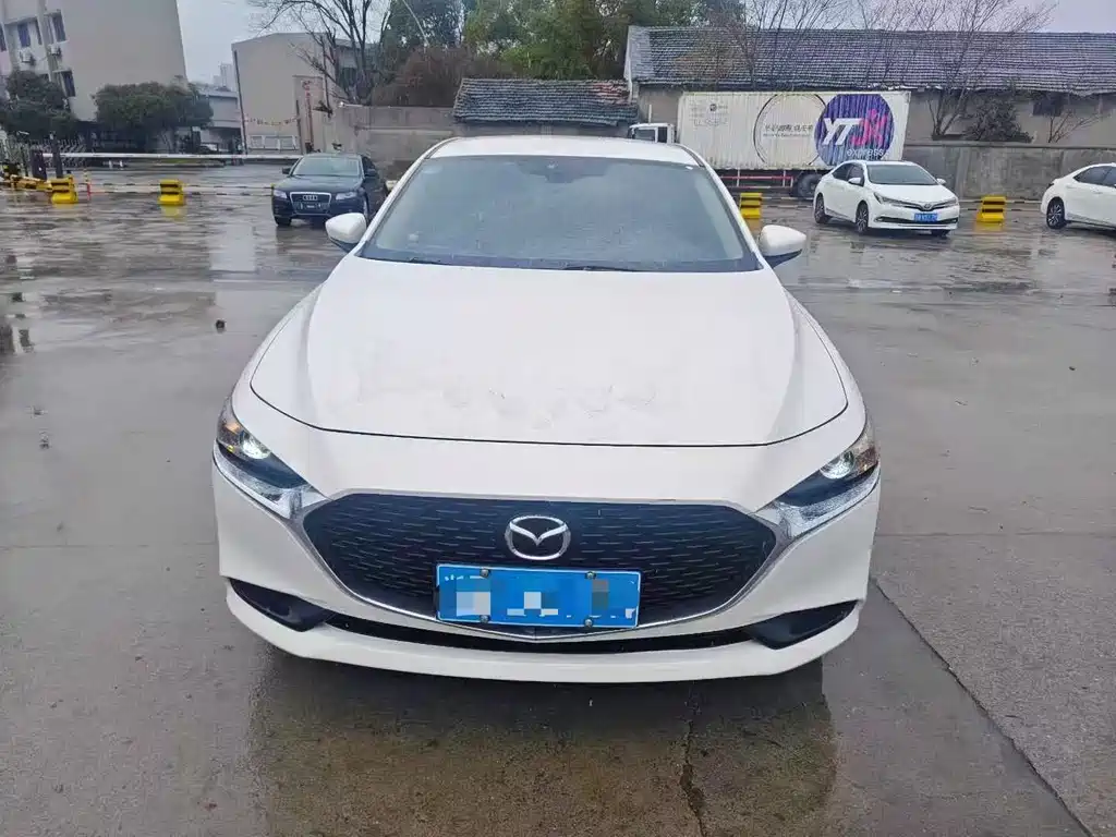 MAZDA 3 ANGKESAILA
