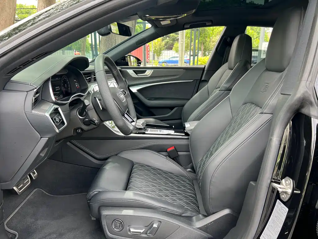 Audi A7 2024 55 TFSI quattro Premium