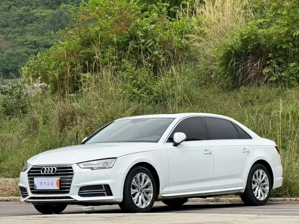 Audi A4L 2019