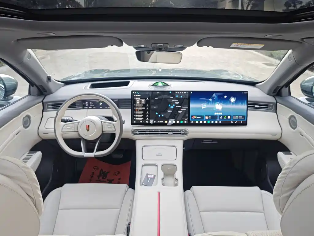 Hongqi HS6 PHEV 240 Smart Hybrid Edition, фото 10