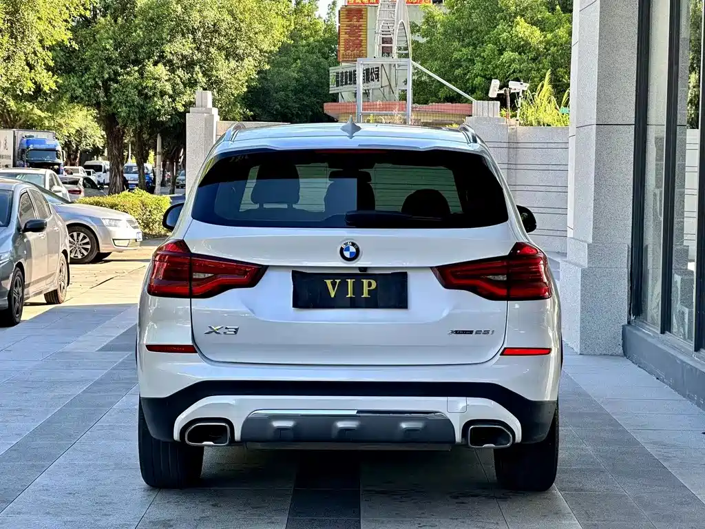 BMW X3 — миниатюра 7