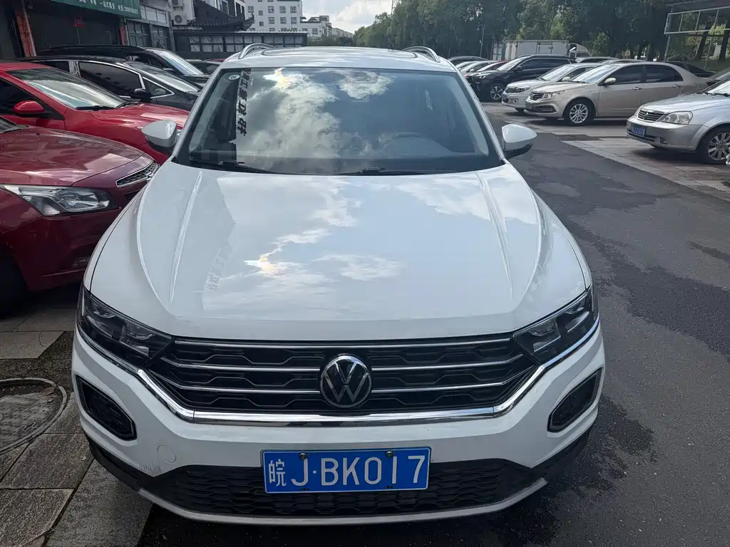 Volkswagen T-Roc 2023