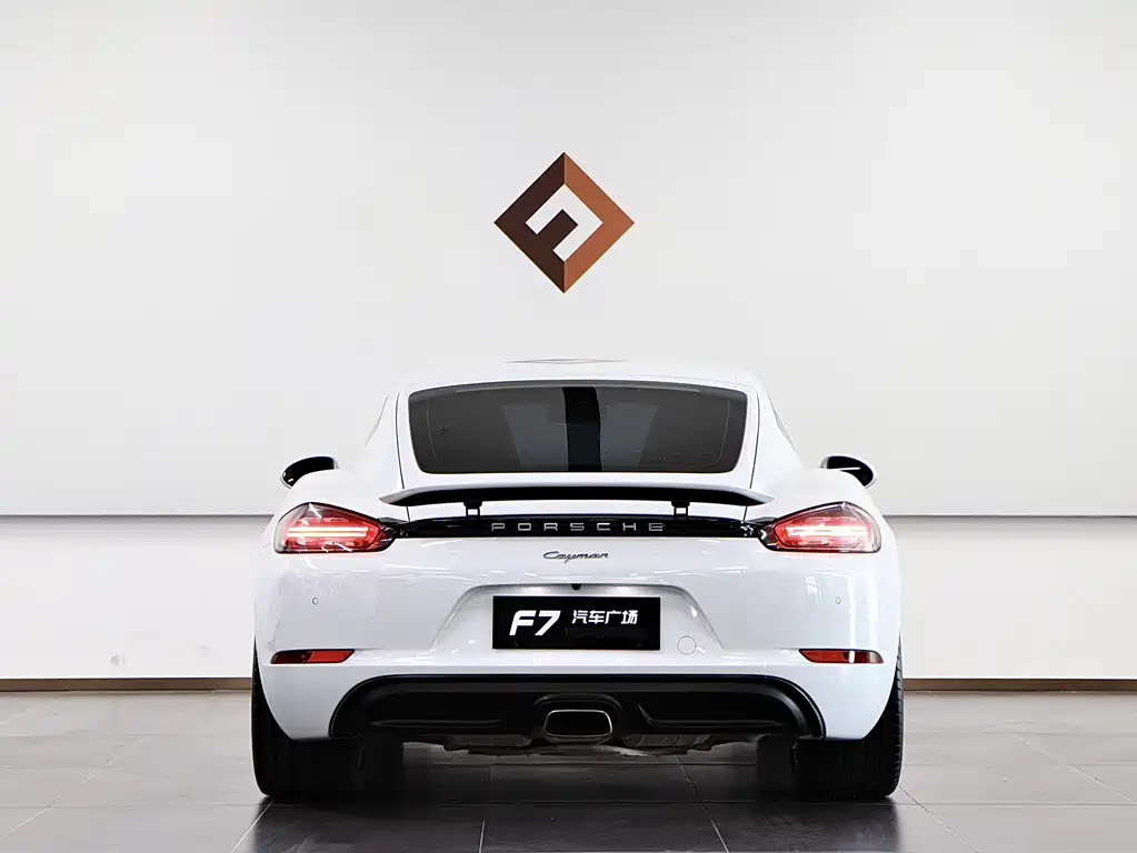 PORSCHE 718
