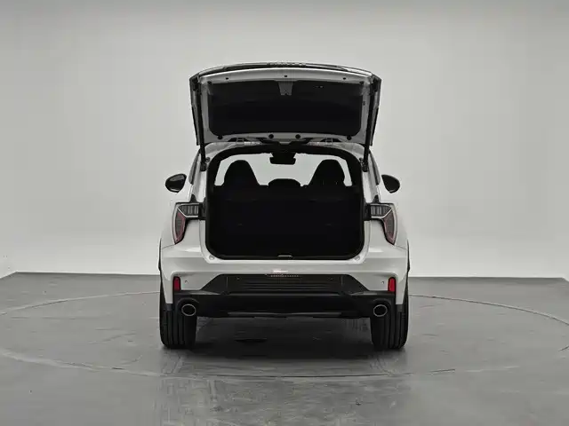 Lynk & Co 01 EM-P — миниатюра 12
