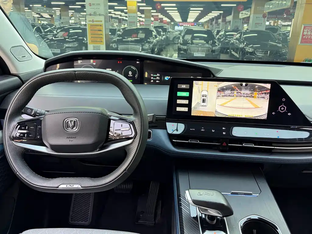 Changan UNI-K iDD — миниатюра 6