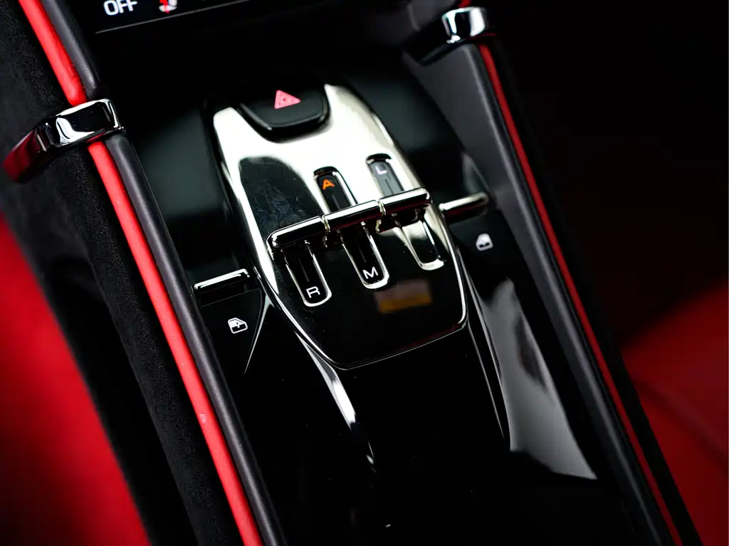 Ferrari Roma — миниатюра 8