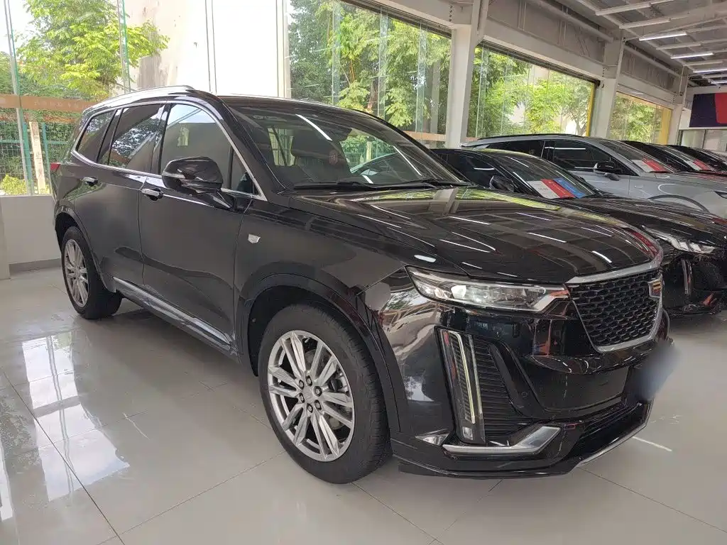 Cadillac XT6 2022 2.0T мест Luxury Standard