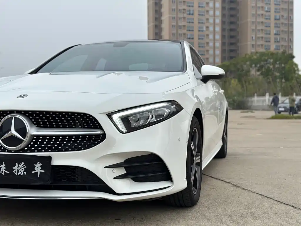 MERCEDES-BENZ A CLASS