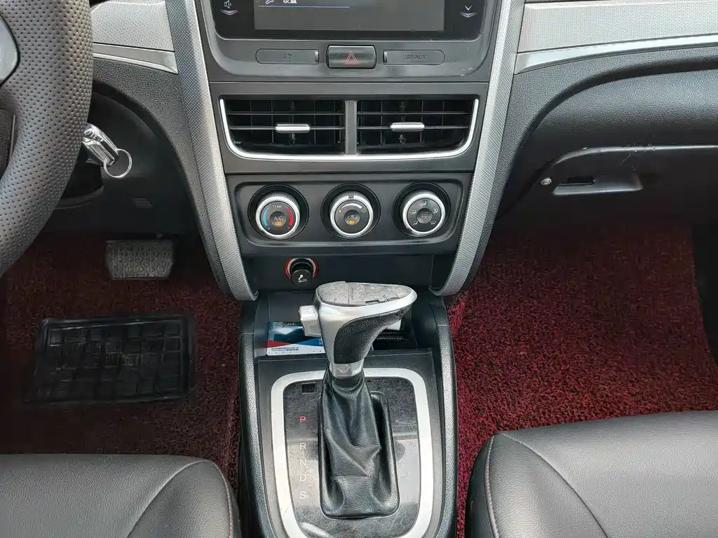 Bestune B30 — миниатюра 14