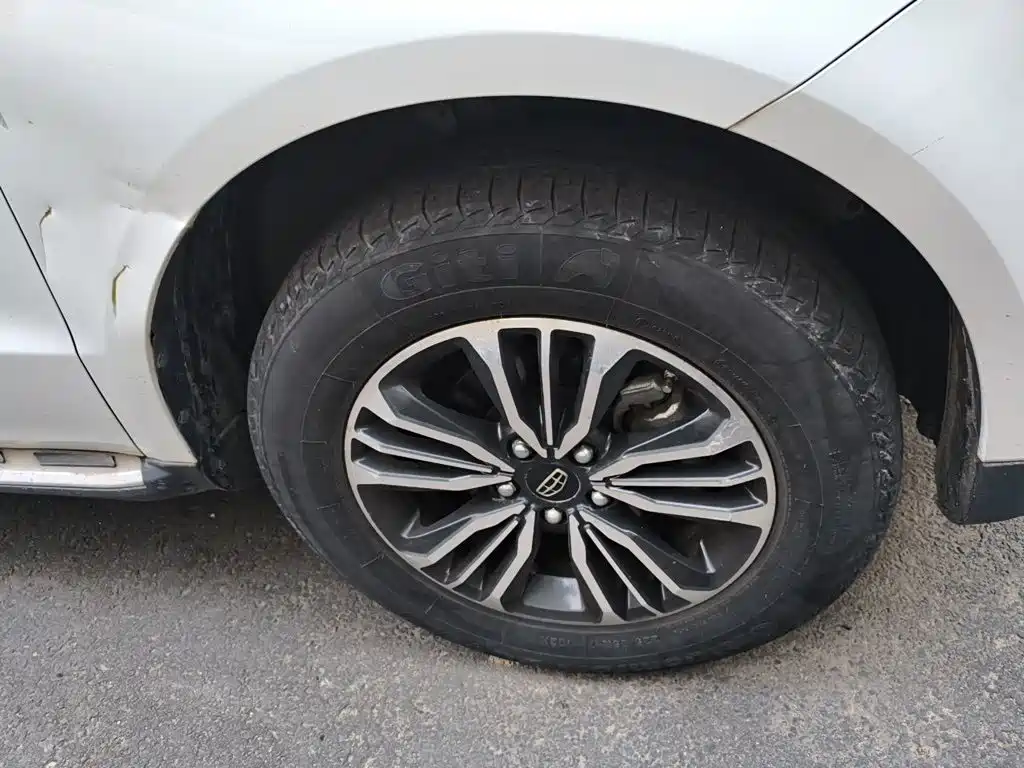 Geely Vision X6 — миниатюра 9