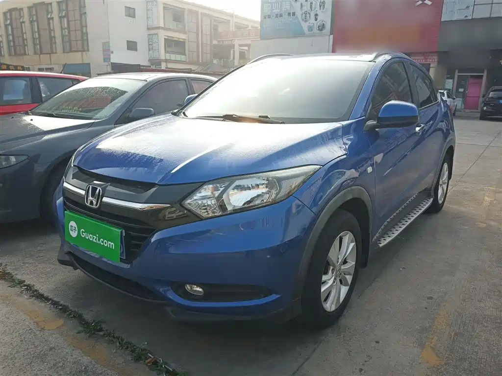 Honda Vezel 2016