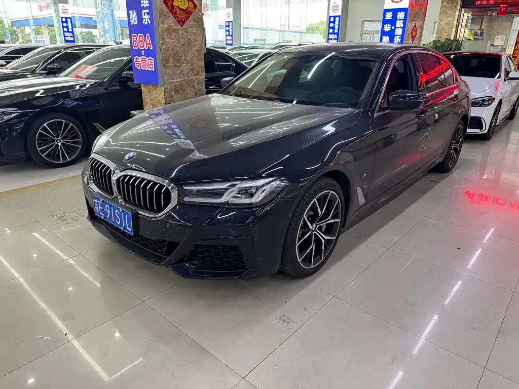 BMW 5 Series 2021